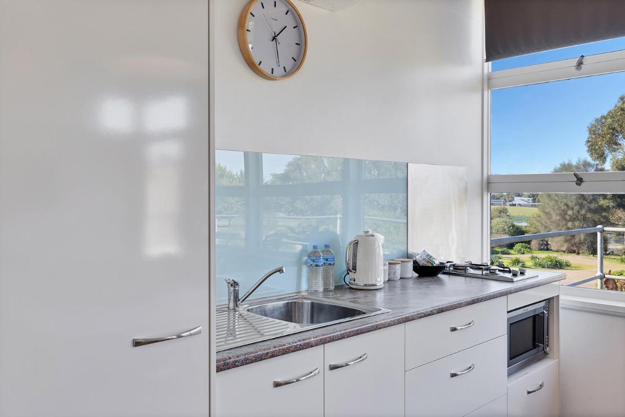 ฮาร์โมนี แอต ทาวเวอร์ ฮิลล์ อพาร์ตเมนต์ Apartment Koroit ภายนอก รูปภาพ