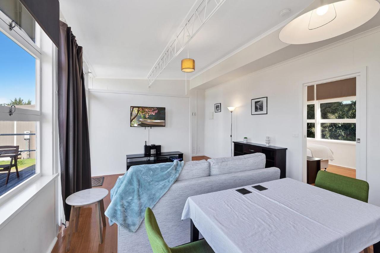 ฮาร์โมนี แอต ทาวเวอร์ ฮิลล์ อพาร์ตเมนต์ Apartment Koroit ภายนอก รูปภาพ
