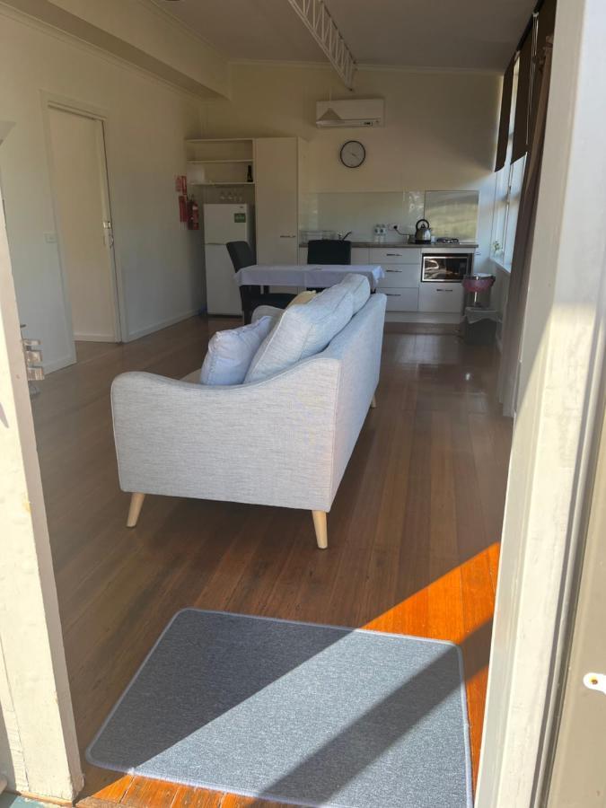 ฮาร์โมนี แอต ทาวเวอร์ ฮิลล์ อพาร์ตเมนต์ Apartment Koroit ภายนอก รูปภาพ